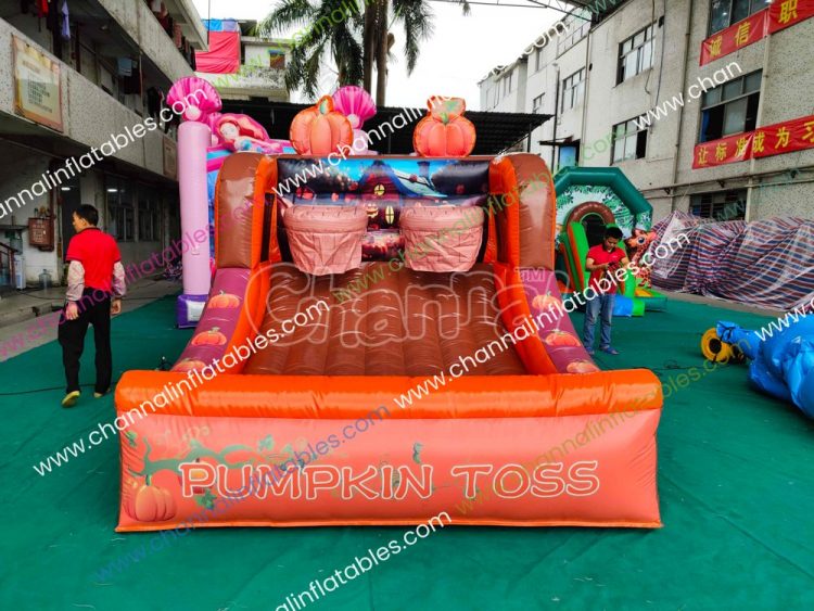 pumpkin toss halloween game