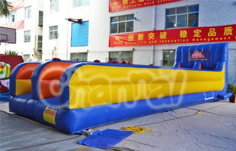 inflatable bungee run game