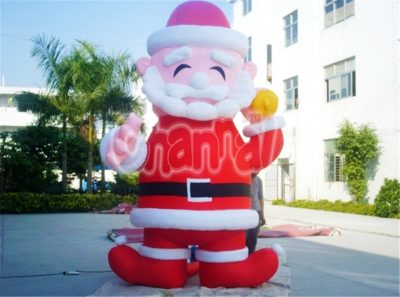 inflatable gracious santa