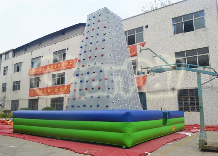 inflatable netting climbing rock wall