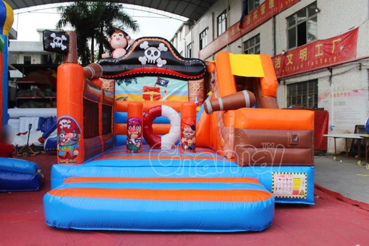 pirate theme small inflatable jump house for kids