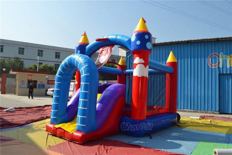 Hot Sale EN14960 Purple Dragon Castel Bounce House Dragon for Sale