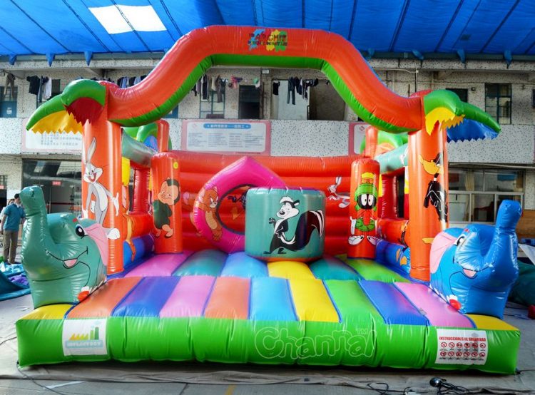 Looney Tunes bouncy jumper