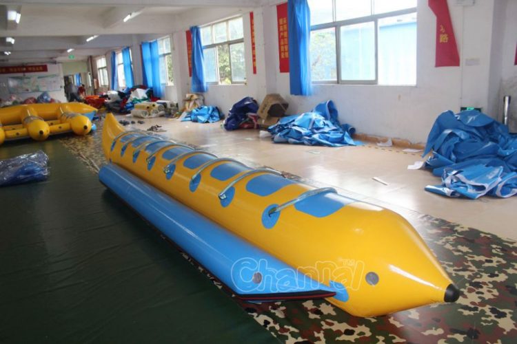 8 rider inflatable banana boat towable