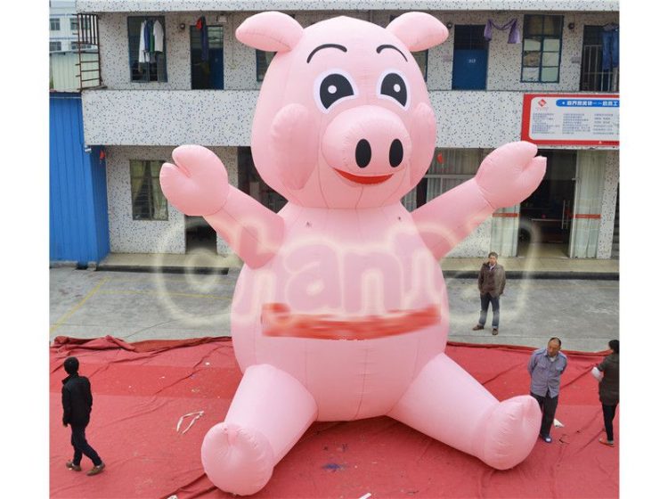 advertising cute giant inflatable sitting pig