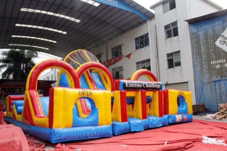 giant inflatable obstacle course for challenge