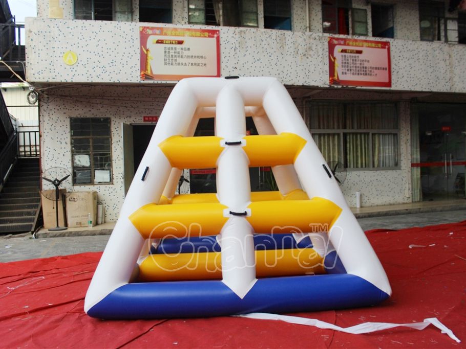 Water Pyramid Climb Toy Channal Inflatables