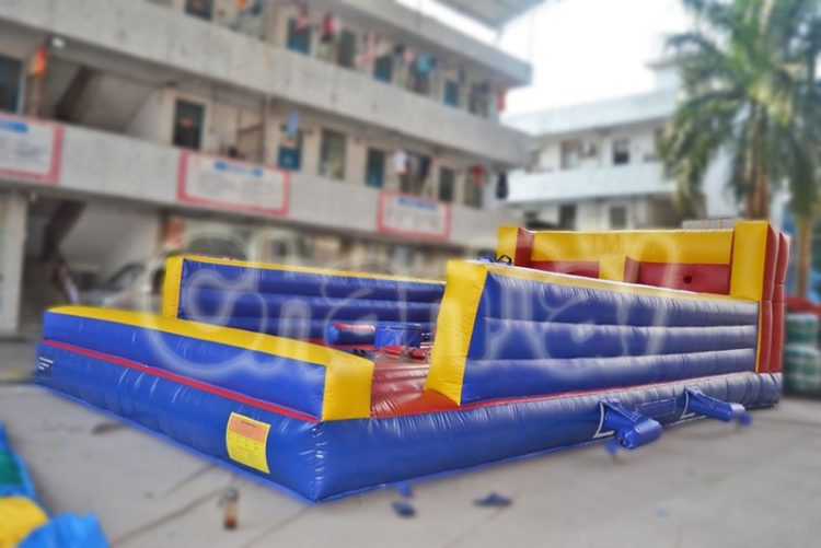 inflatable joust arena with bungee run game