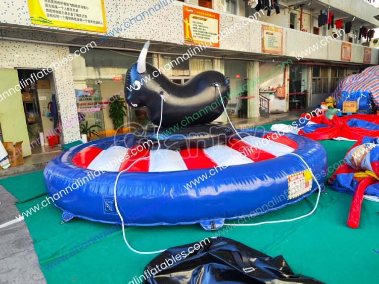 patriot rope pulling inflatable bull game