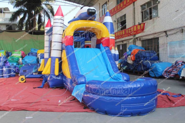 rocket ship bounce house