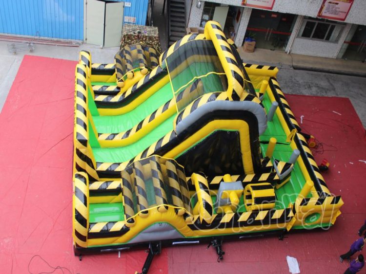 danger zone obstacle course in square size