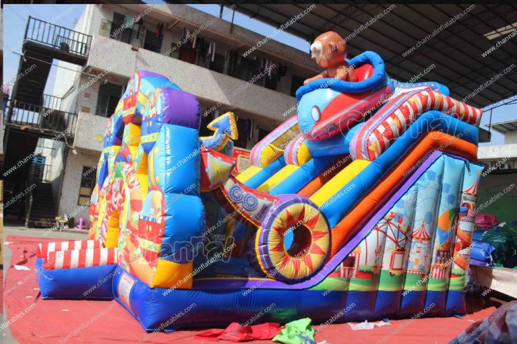traveling carnival inflatable slide