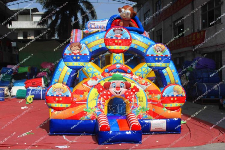 ferris wheel on inflatable slide