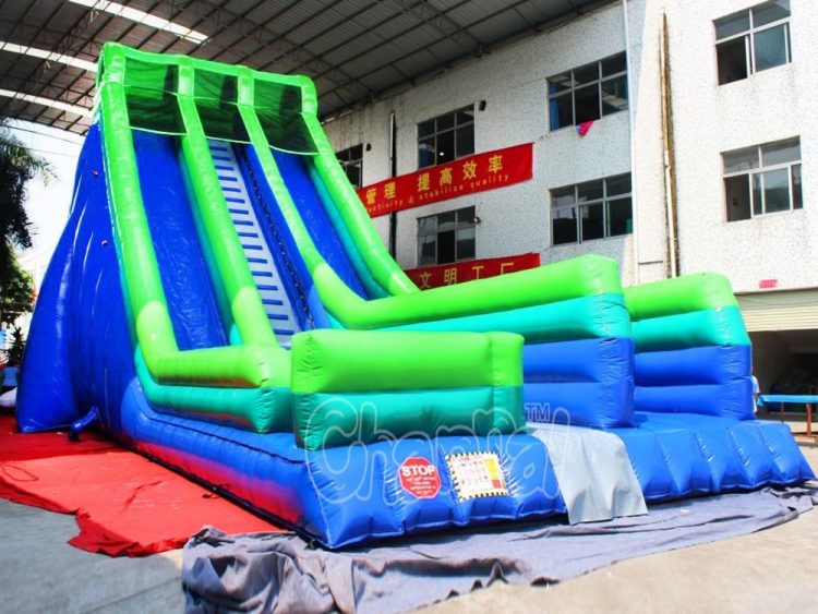 34 ft giant inflatable slide