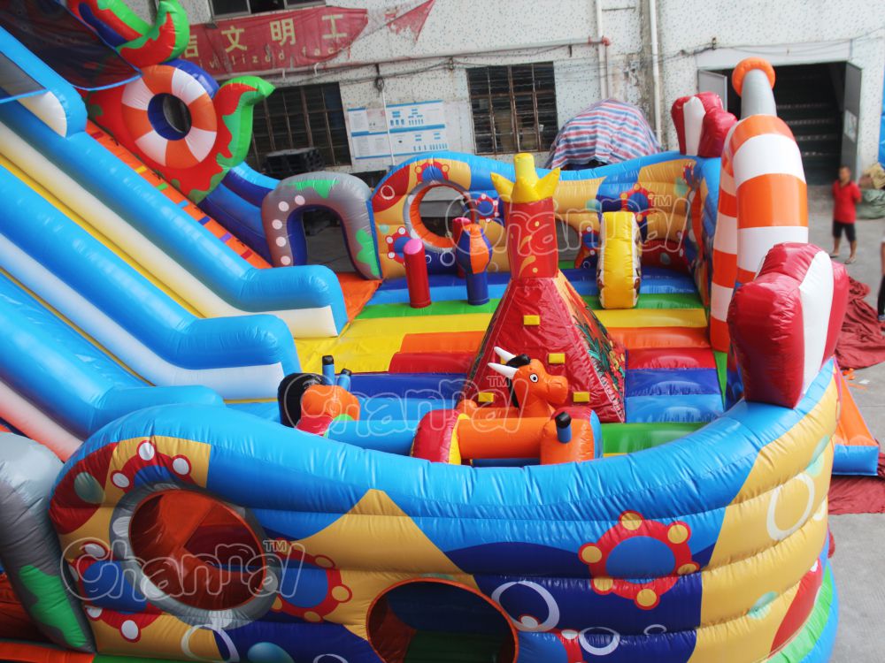 Minion Inflatable Slide Channal Inflatables