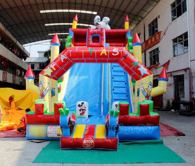 Mickey & Donald inflatable castle