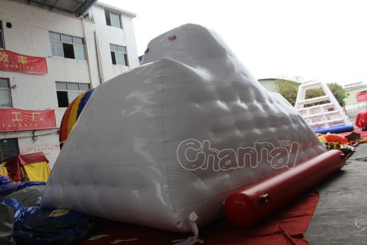 inflatable buoyant iceberg