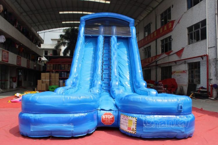 dual inflatable water slide frontside