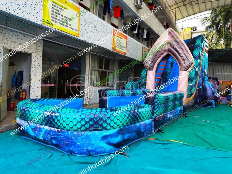 Aquaman theme large waterslide