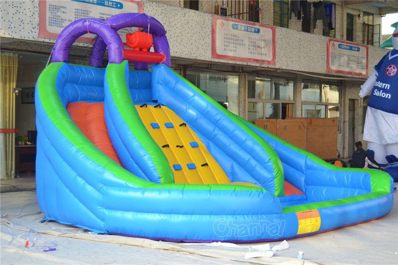 splash island inflatable water park